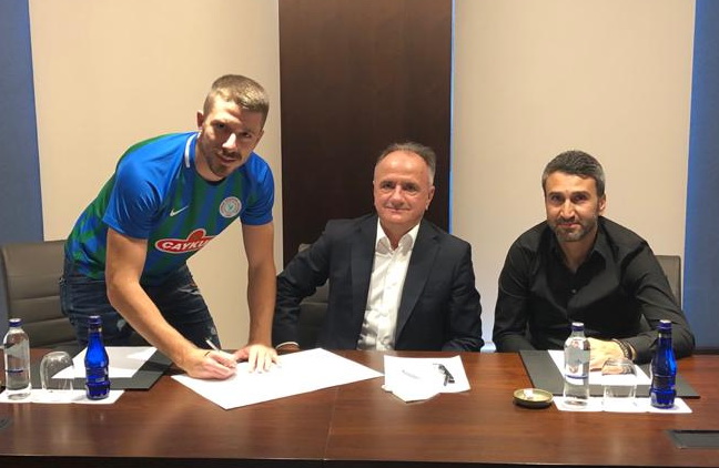 Rizespor 4 oyuncuyu kadrosuna kattı